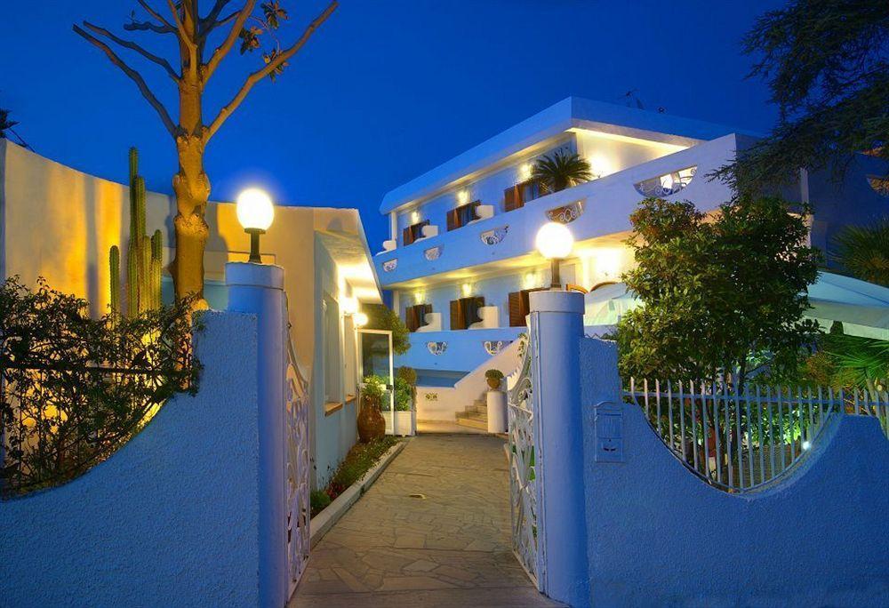 Iris Hotel Forio di Ischia Buitenkant foto
