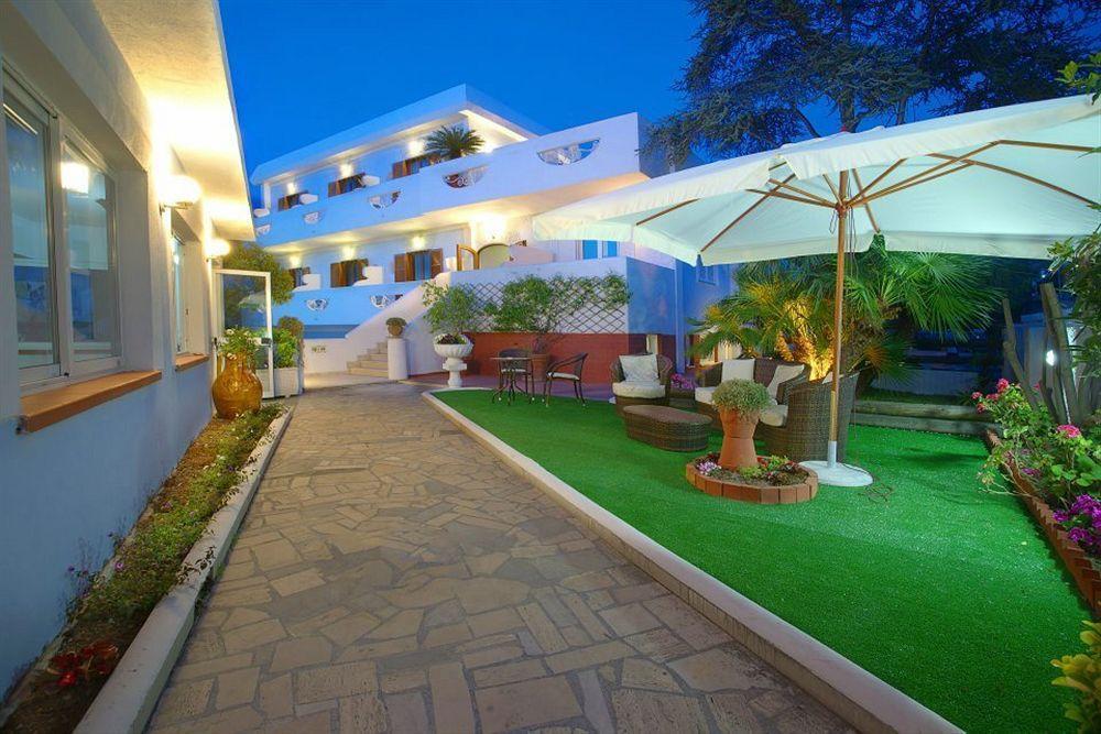 Iris Hotel Forio di Ischia Buitenkant foto